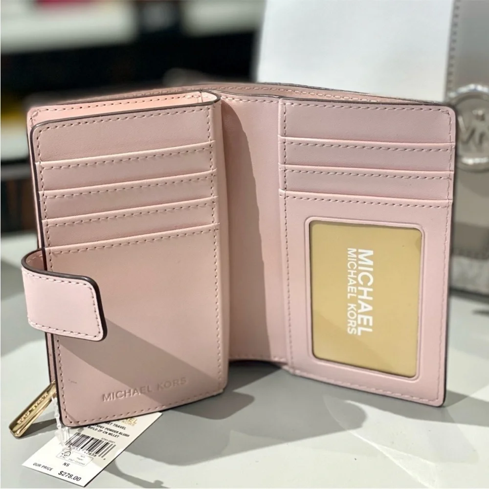Michael Kors Jet Set Travel Medium Floral Print Bi-Fold Wallet